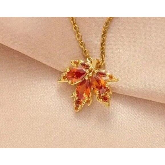 18K Gold Plated Maple Leaf Pendant Necklace Chic Floral Style Fashion Style NEW - Picture 7 of 9